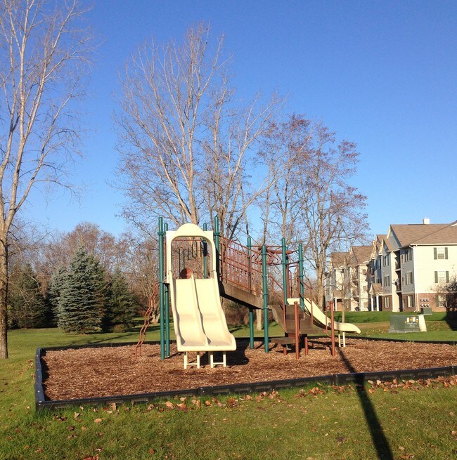 The Fairways at Woodfield Apartments Grand Blanc, MI