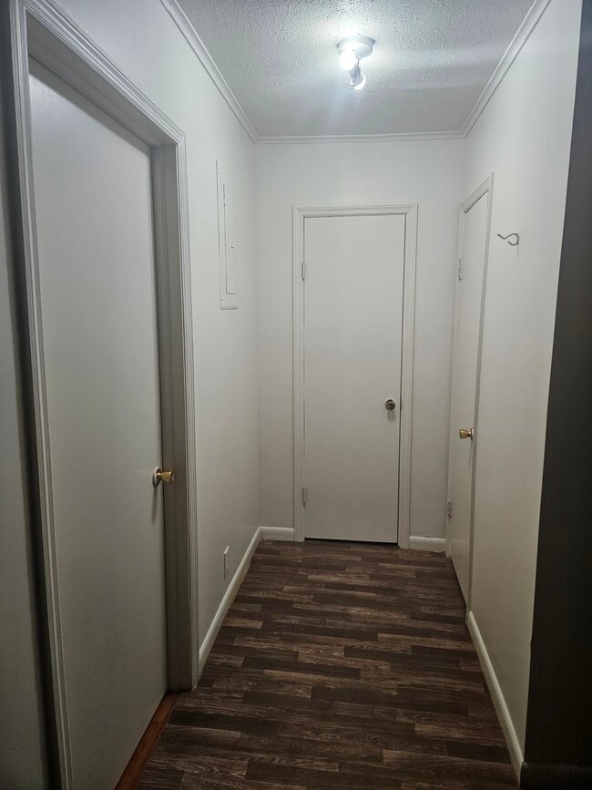 Photo - 148 Edgewater Rd