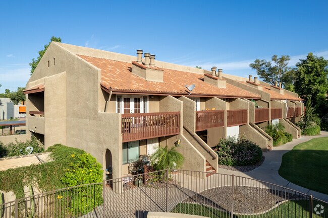 Photo - Sungate Apartments