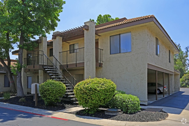 Sierra Place Apartment Homes