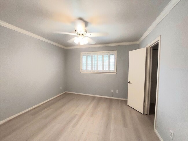 Photo - 7815 Small Leaf Cir