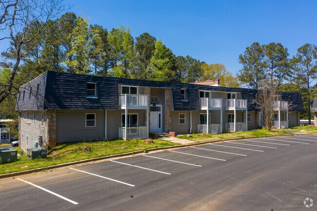 Photo - Creekside Apartments