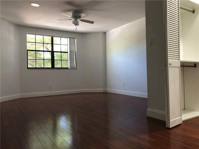 11277 W Atlantic Blvd Unit 206