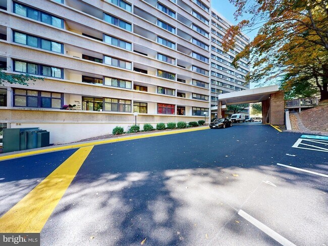 Photo - 5911 Edsall Rd Unit PH02