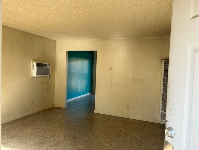 Photo - Carver Ct. Unit 2