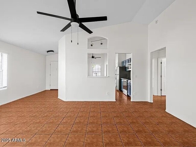 Photo - 1083 E Boston Ct