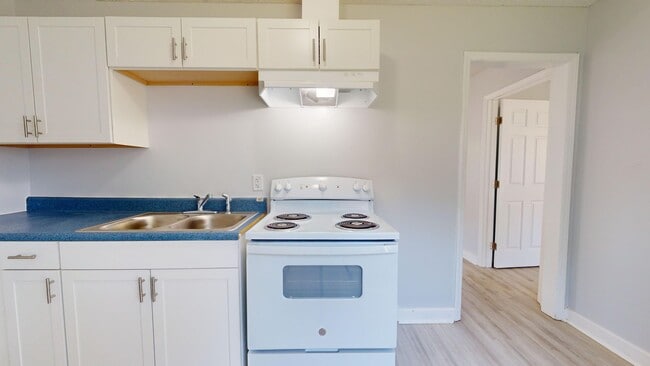 Photo - Two bedroom apartment for $1199 per month ... Unit 4552 Helena Street