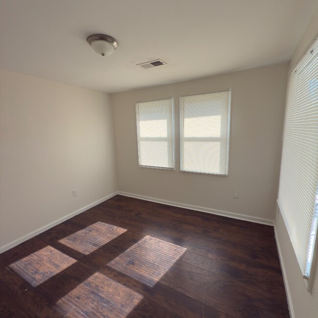 Photo - 1624 Farragut St