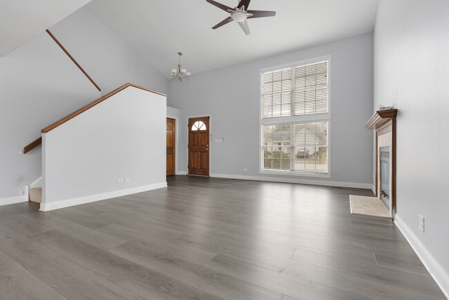 Photo - 3238 Gresham Ln E