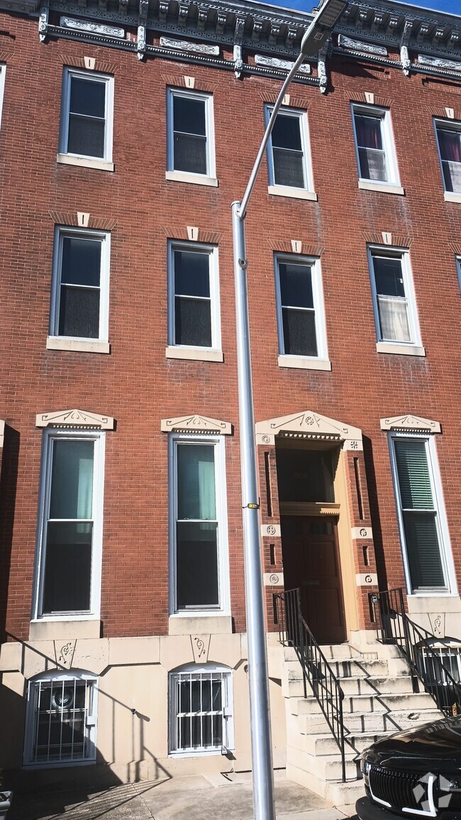 Building Photo - 906 N Fulton Ave Rental