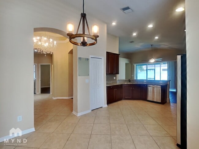 7414 Forest Mere Dr