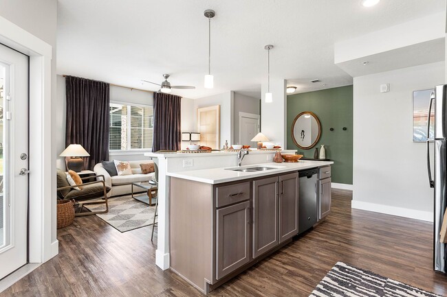 Building Photo - Cortland at Ten Mile Rental