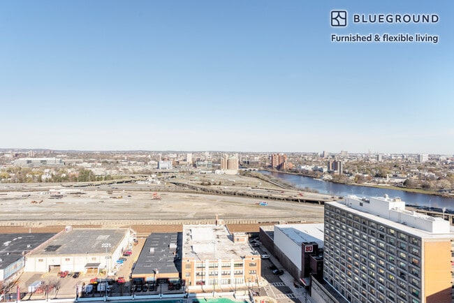 Photo - 270 Babcock St Unidad FL20-ID820