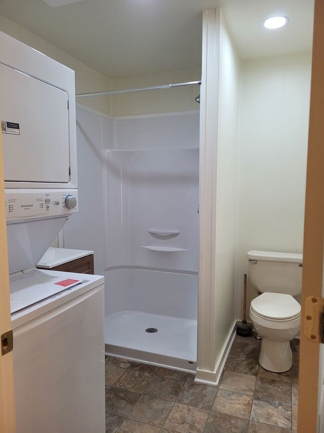 Photo - 123 E Burd St Unit 123 E Burd St