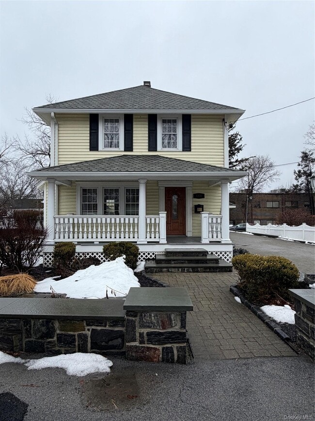 Building Photo - 1230 Hopewell Ave