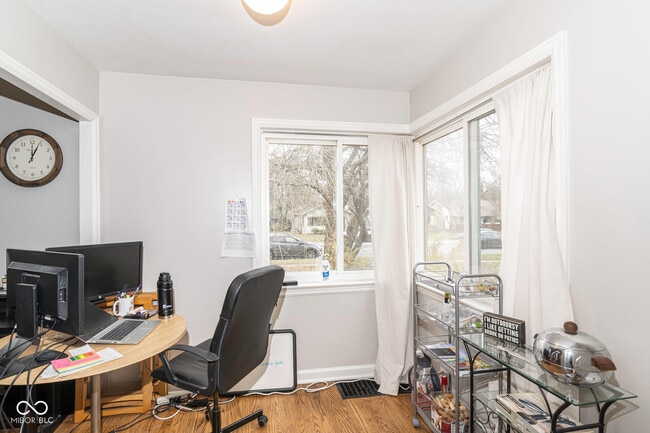 Photo - 5303 N College Ave