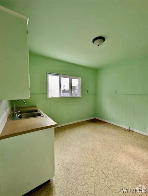 Building Photo - 27 Hoerner Ave Rental