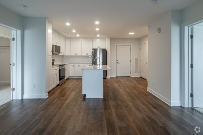 2BR, 2BA - 1,053SF - Living Room