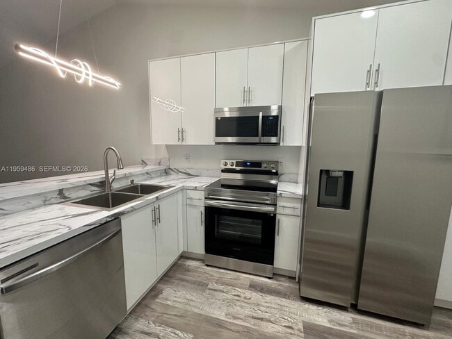 Photo - 11441-11447 NW 45th St Unidad 11441