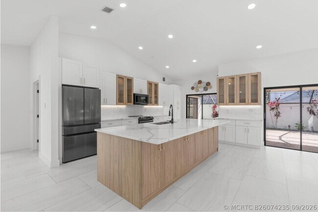 21326 Campo Allegro Dr