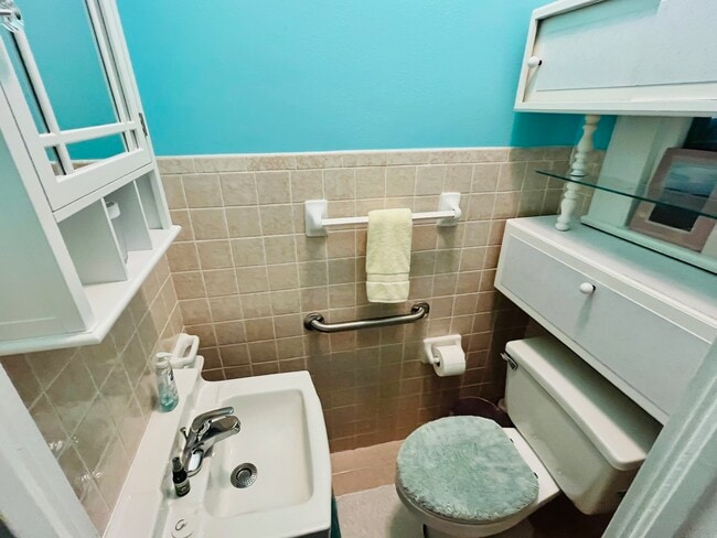 Building Photo - 4623 Avenue N 1/2 Rear