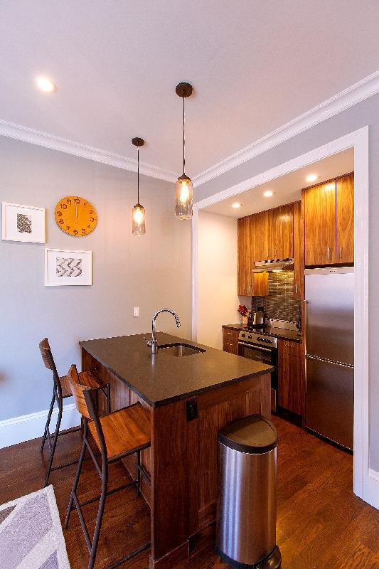 Photo - 304 Newbury St Apartments