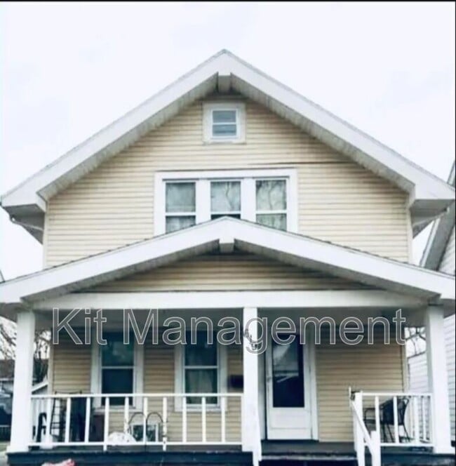 Building Photo - 619 Durango Dr