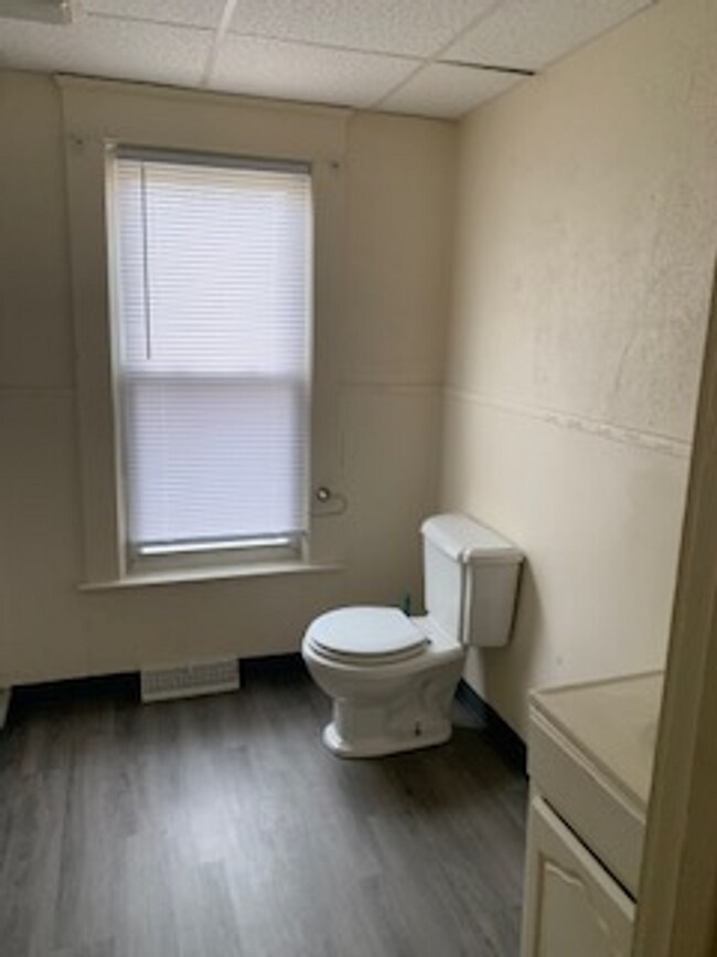 Photo - 723 Cunningham Ave Unit 2