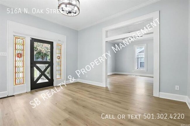 Photo - 516 N Oak St