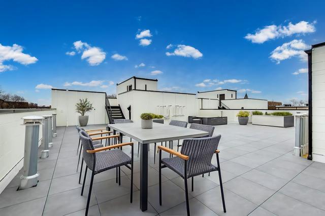 Photo - 3 bedroom in Chicago IL 60625 Unit 2N