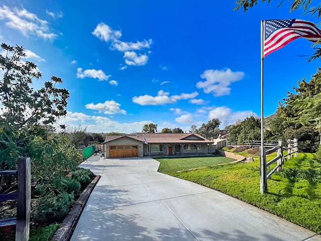 Photo - 13919 Calvary Rd Casa