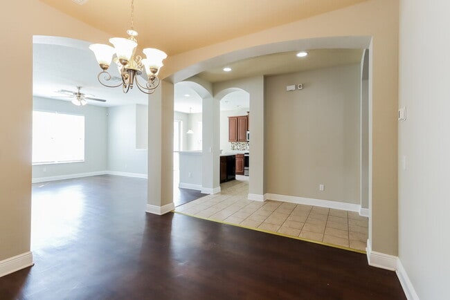 Photo - 7935 Camden Woods Dr