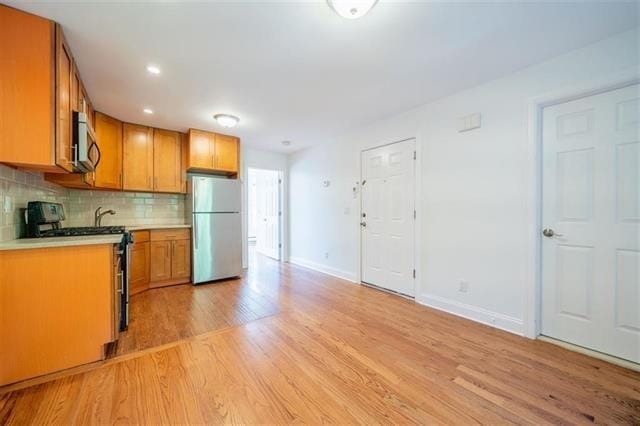 Photo - 210 5th St
