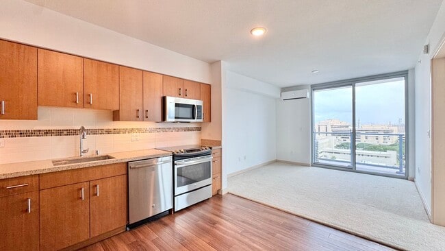 Building Photo - 555 South St Unit 1311