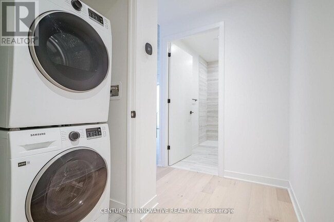 Photo - 2625 Dundas St W Unit 311