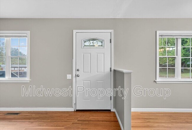 Photo - 4 Saratoga Ct