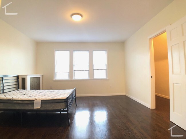 Photo - 57 Quint Ave Unidad 2