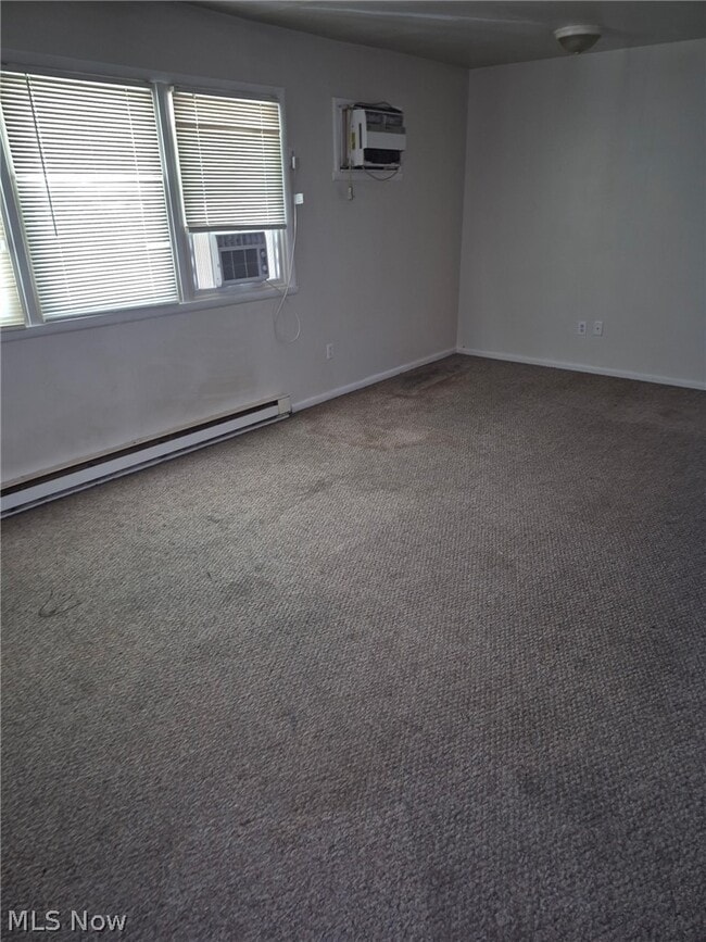 Photo - 640 Lakeside Dr Unit 8