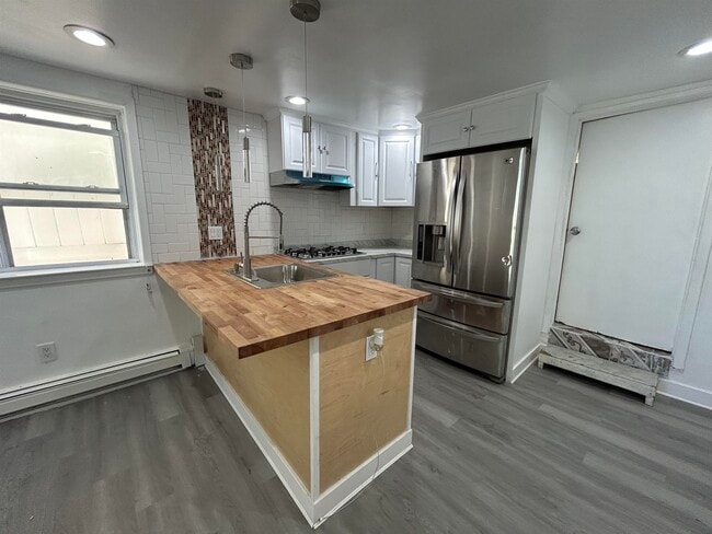 Photo - 6809 Grand Ave