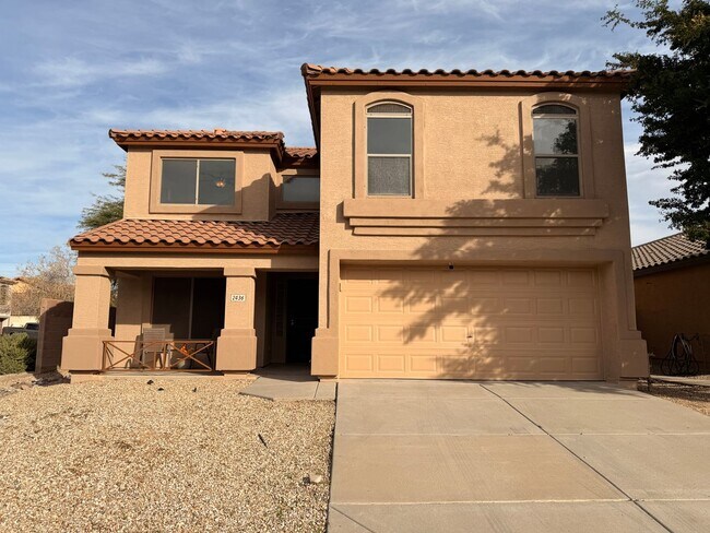 Building Photo - Spacious 4 Bdm 2.5 Ba North Phoenix Home with Loft & Covered Patio *NO Carpets*