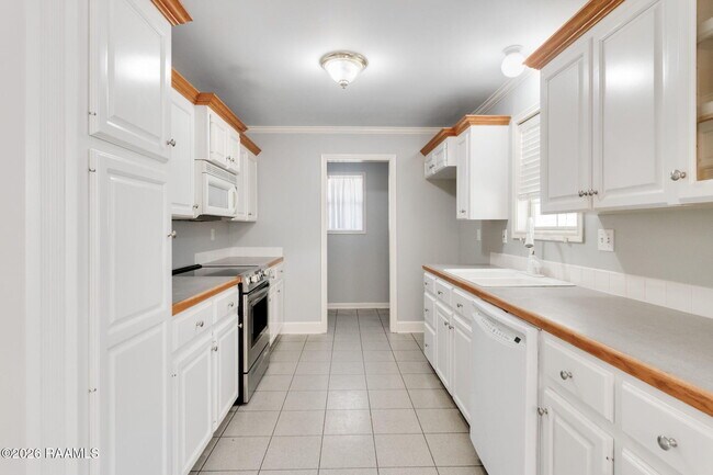 209 Morningside Dr