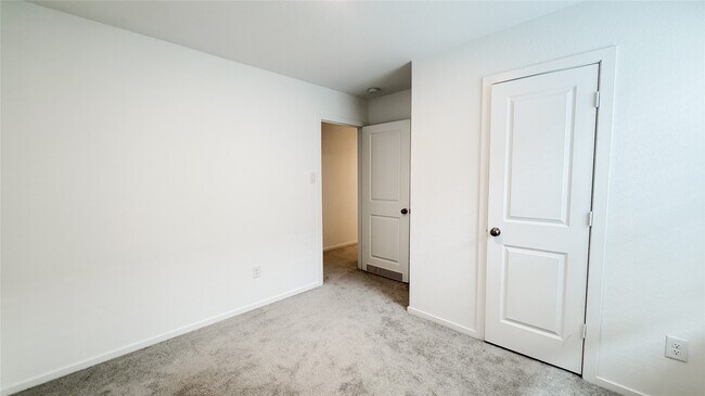 Building Photo - 21305 Carosella Dr