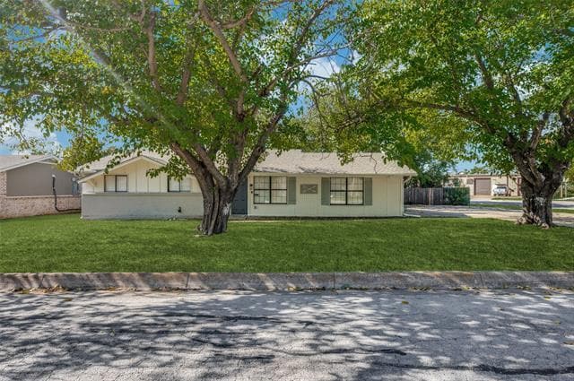 Building Photo - 3641 Larry St