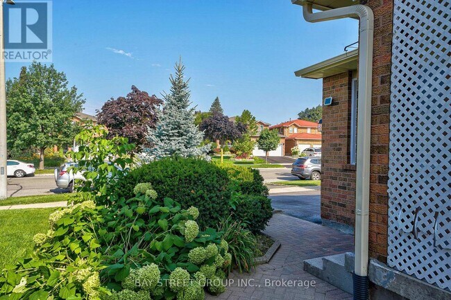 Photo - 169 Killian Rd