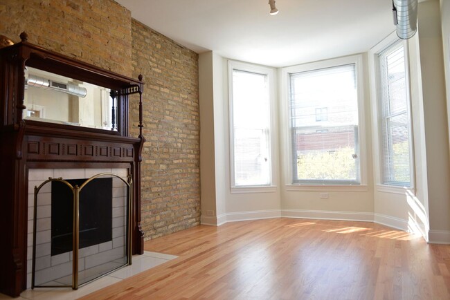 Photo - 1343 N Wells St Apartments Unit 2