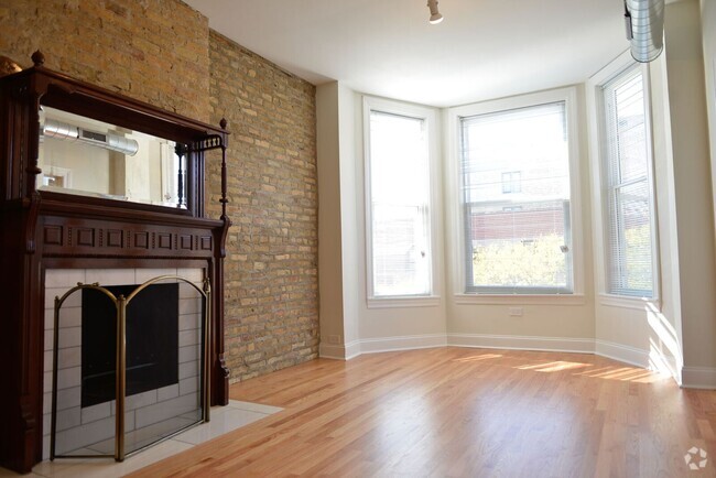 Building Photo - 1343 N Wells St Unit 2 Rental