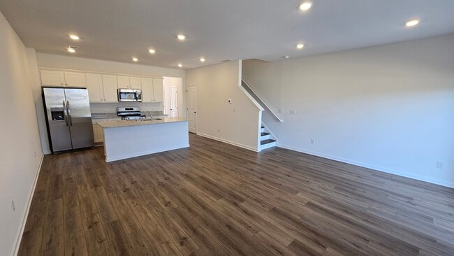 Photo - 209 Kenoot Dr