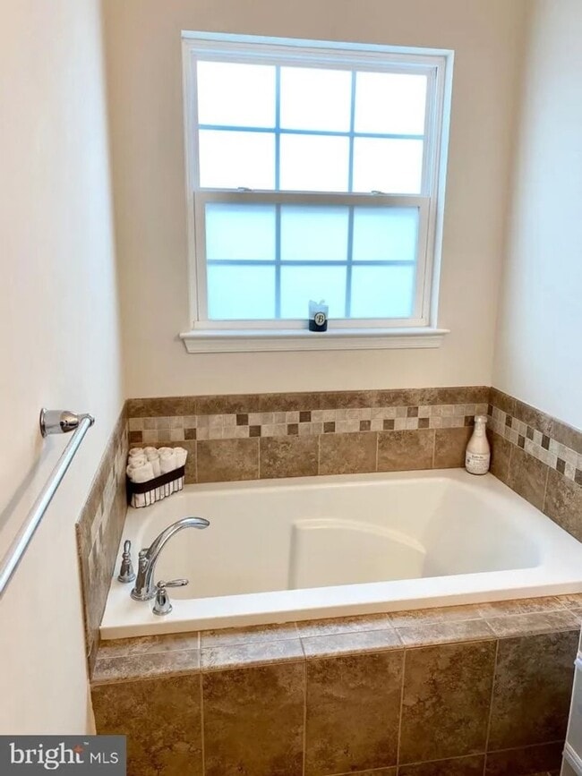 Photo - Beautiful Single Family home with Loft and Off Street Parking