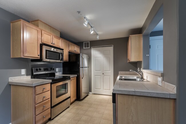 720 NW 185th Ave