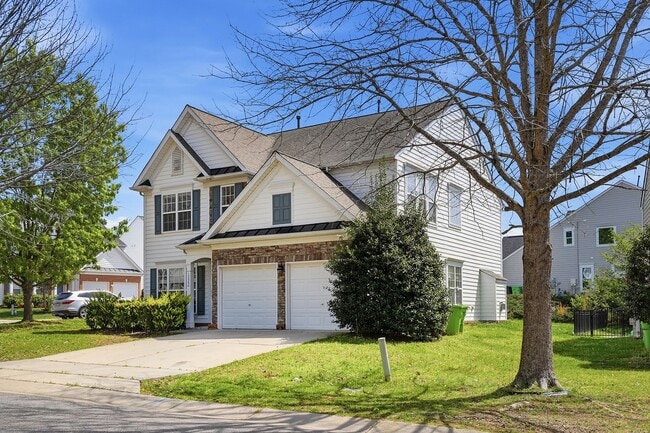 Photo - WAKEFIELD HOME WITH 4 BEDROOMS- GREAT HOME!